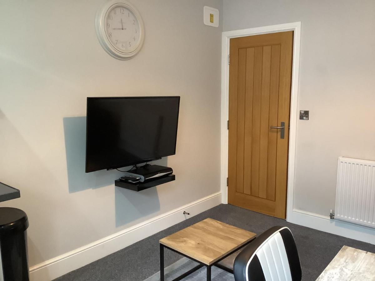 Jeffersons Hotel & Serviced Apartments (Adults Only) Barrow-in-Furness Exteriör bild