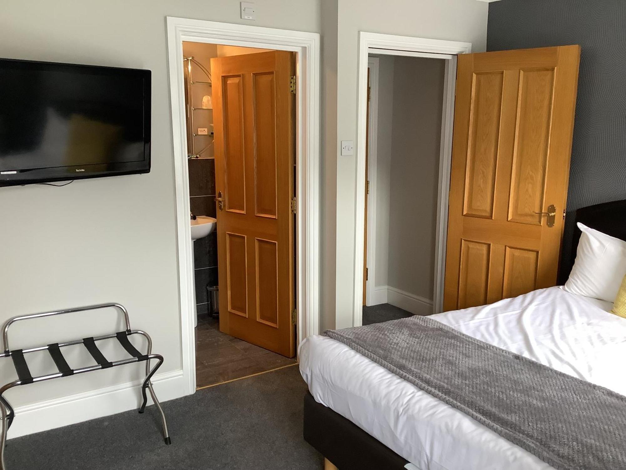 Jeffersons Hotel & Serviced Apartments (Adults Only) Barrow-in-Furness Rum bild