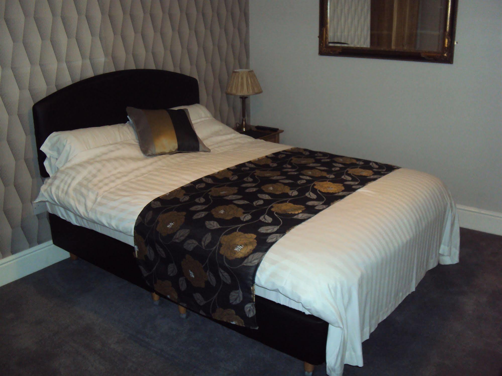 Jeffersons Hotel & Serviced Apartments (Adults Only) Barrow-in-Furness Exteriör bild